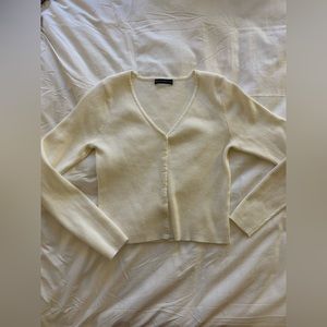 NWOT Brandy Melville White Button Cardigan Top!